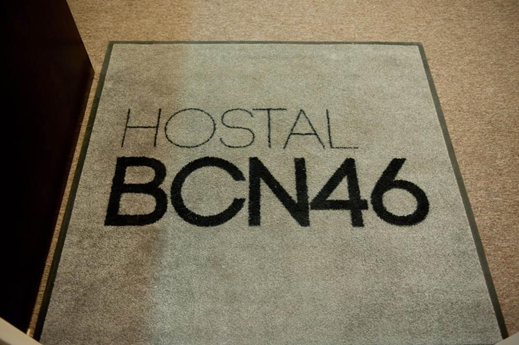 Отель Hostal Bcn 46 Барселона Экстерьер фото